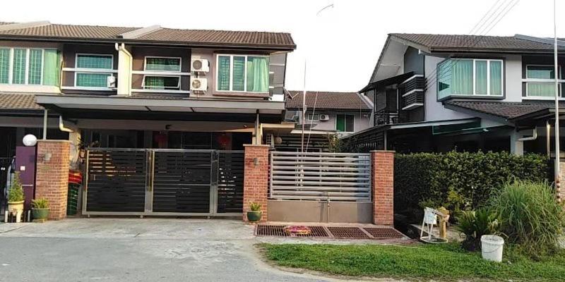 Kelly Homestay Sibu Luaran gambar